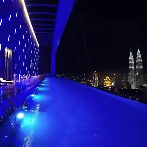 The Platinum Loversuites Apartment
